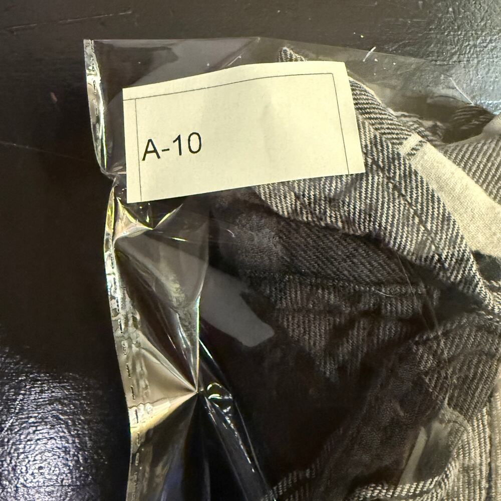Tony hawk black and white plaid button down xl jr - Picture 7 of 7